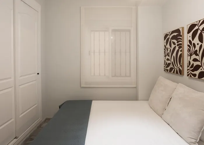 Guadalquivir Urban Apartment Seville